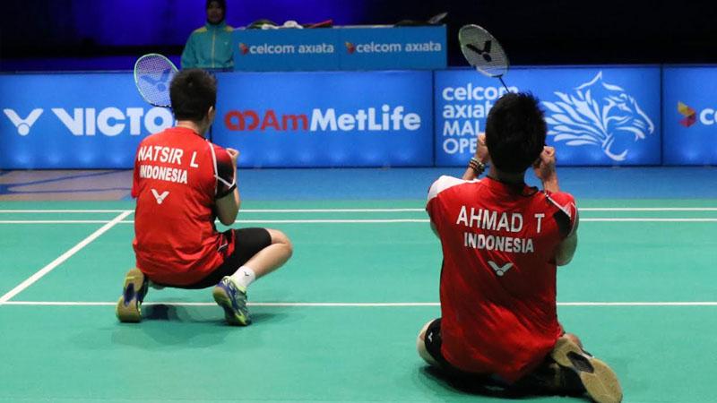 Aksi selebrasi dan ungkapan syukur Owi/Butet usai menangkan laga.